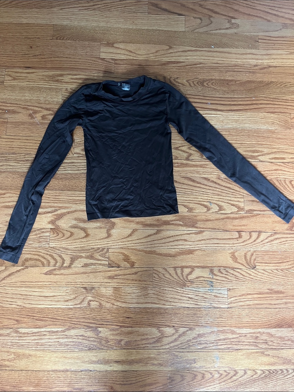 Women’s tight long sleeve shirt